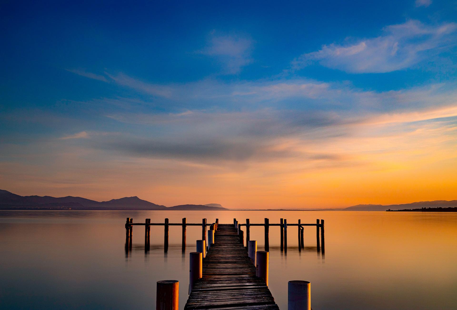 European Photography Awards Winner - SUNSET AT THE LAKE OF GENEVA