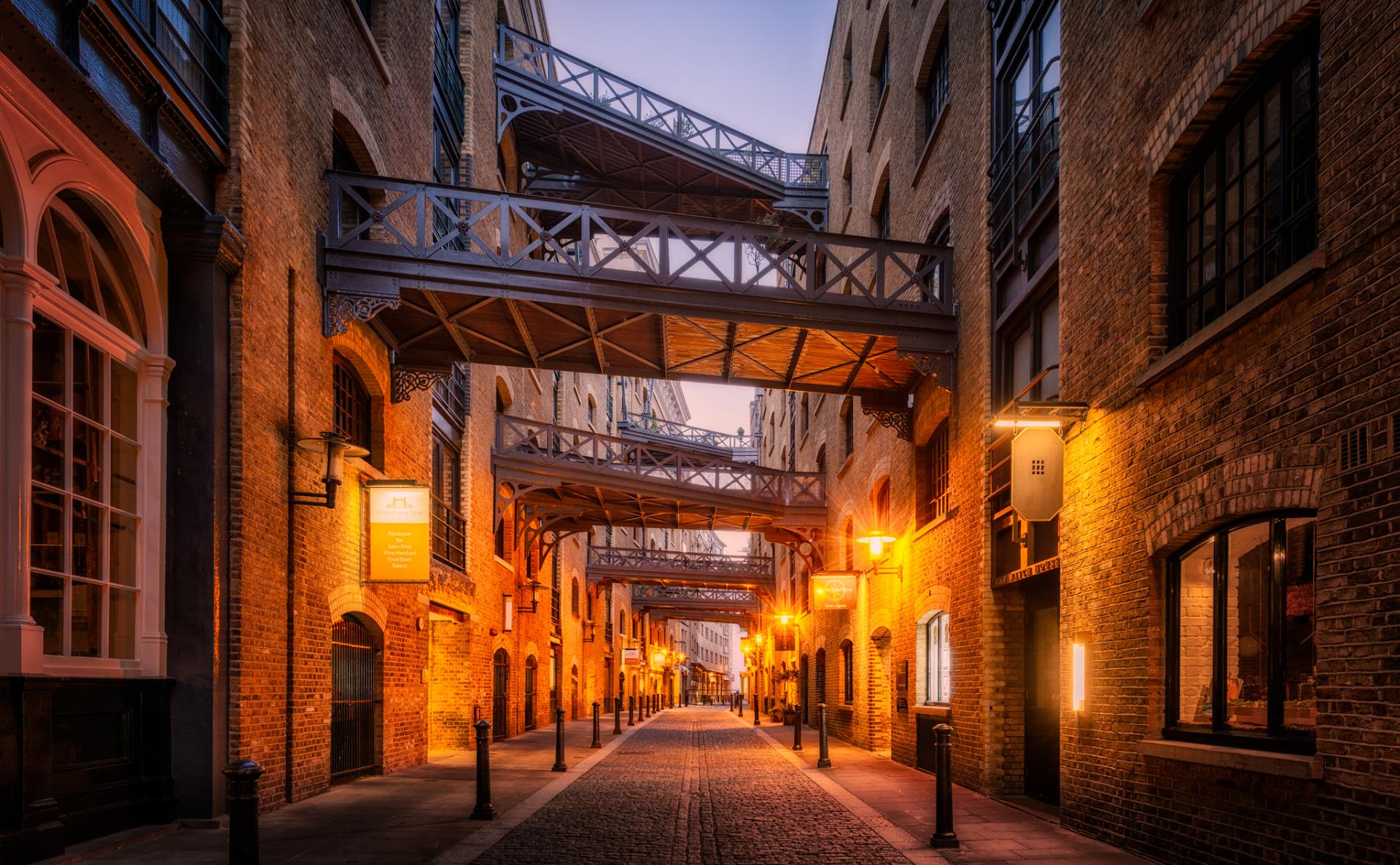 European Photography Awards Winner - Old trade traces – London Shad Thames