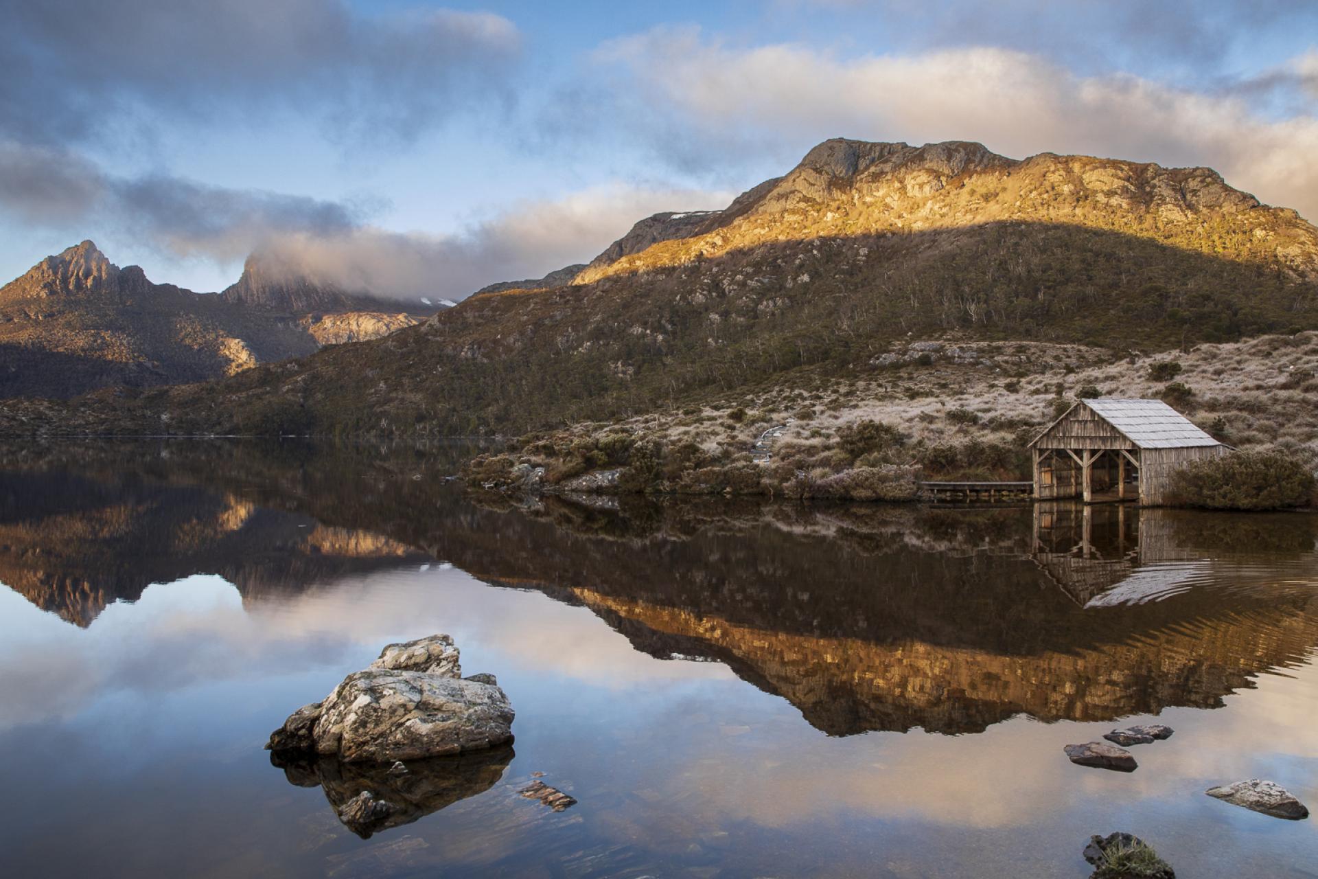 European Photography Awards Winner - Golden light on the mountain