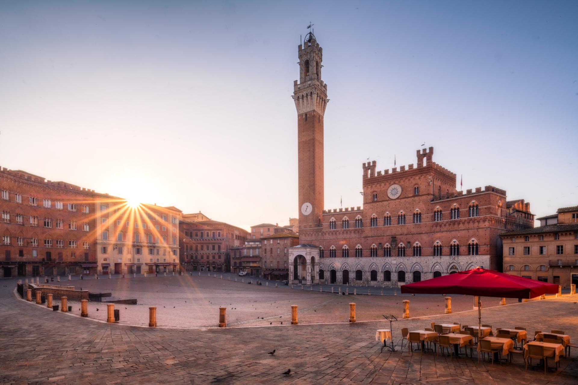 European Photography Awards Winner - The Awakening of Piazza Il Campo