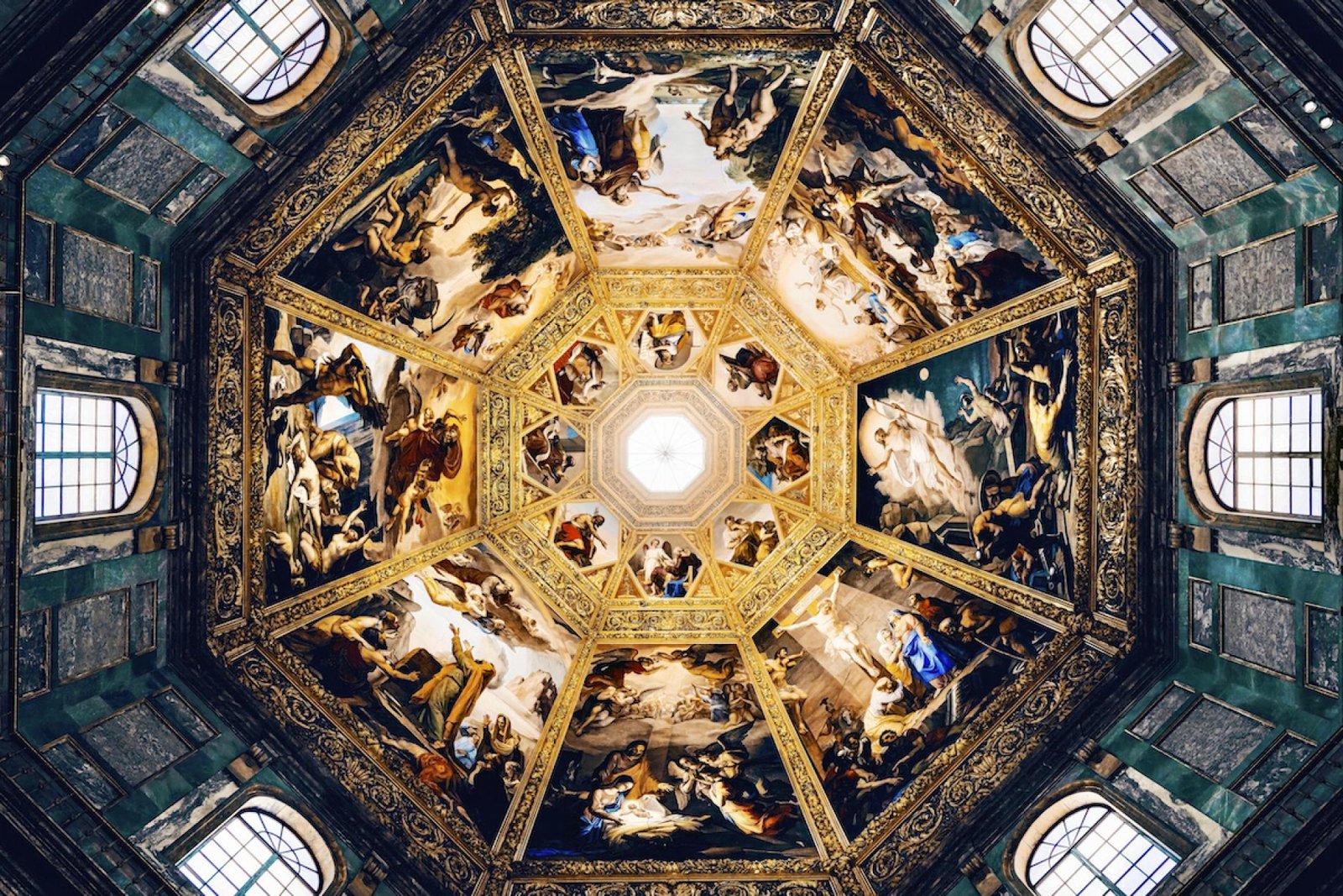European Photography Awards Winner - Medici Mount