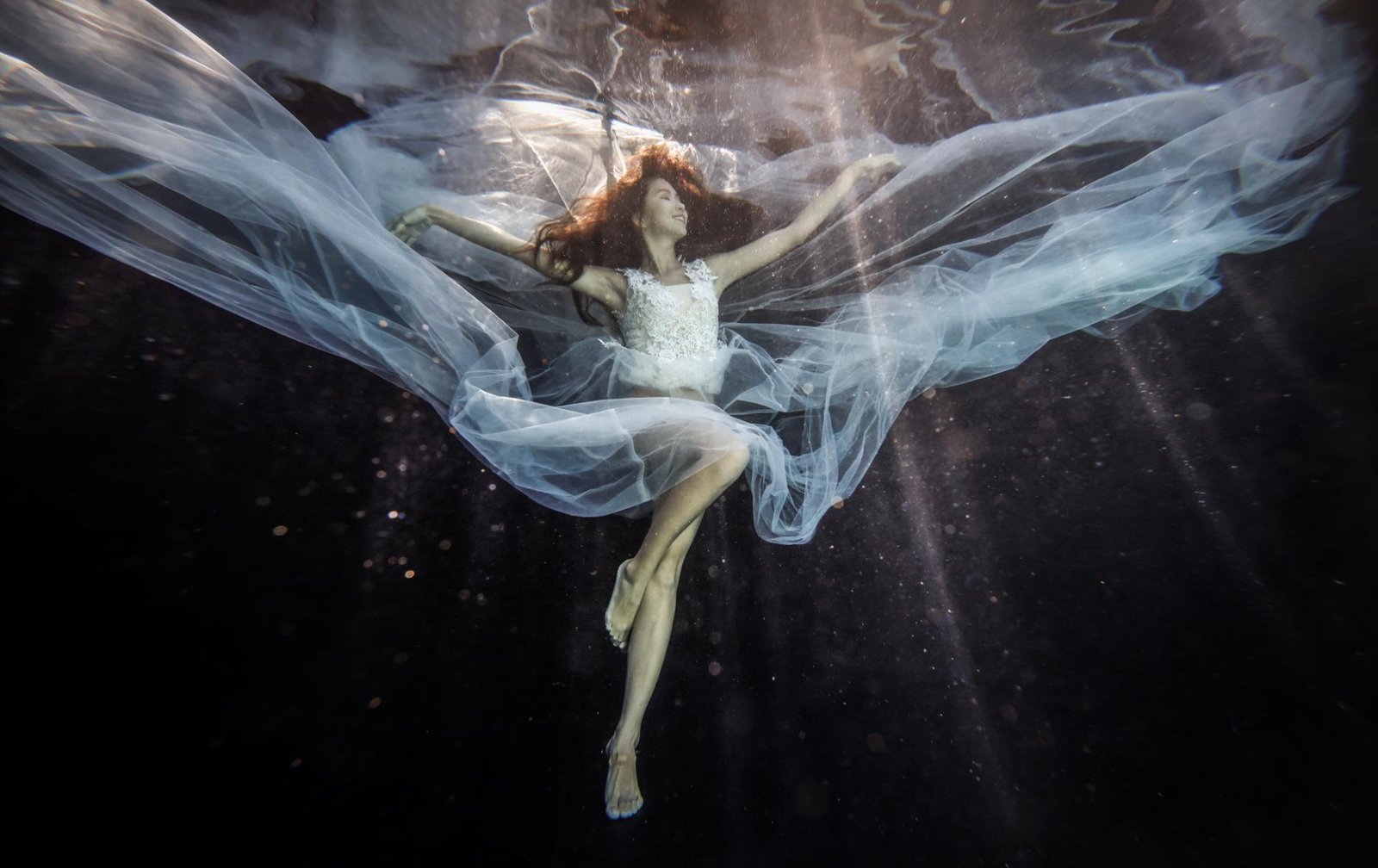 European Photography Awards Winner - Dance underwater