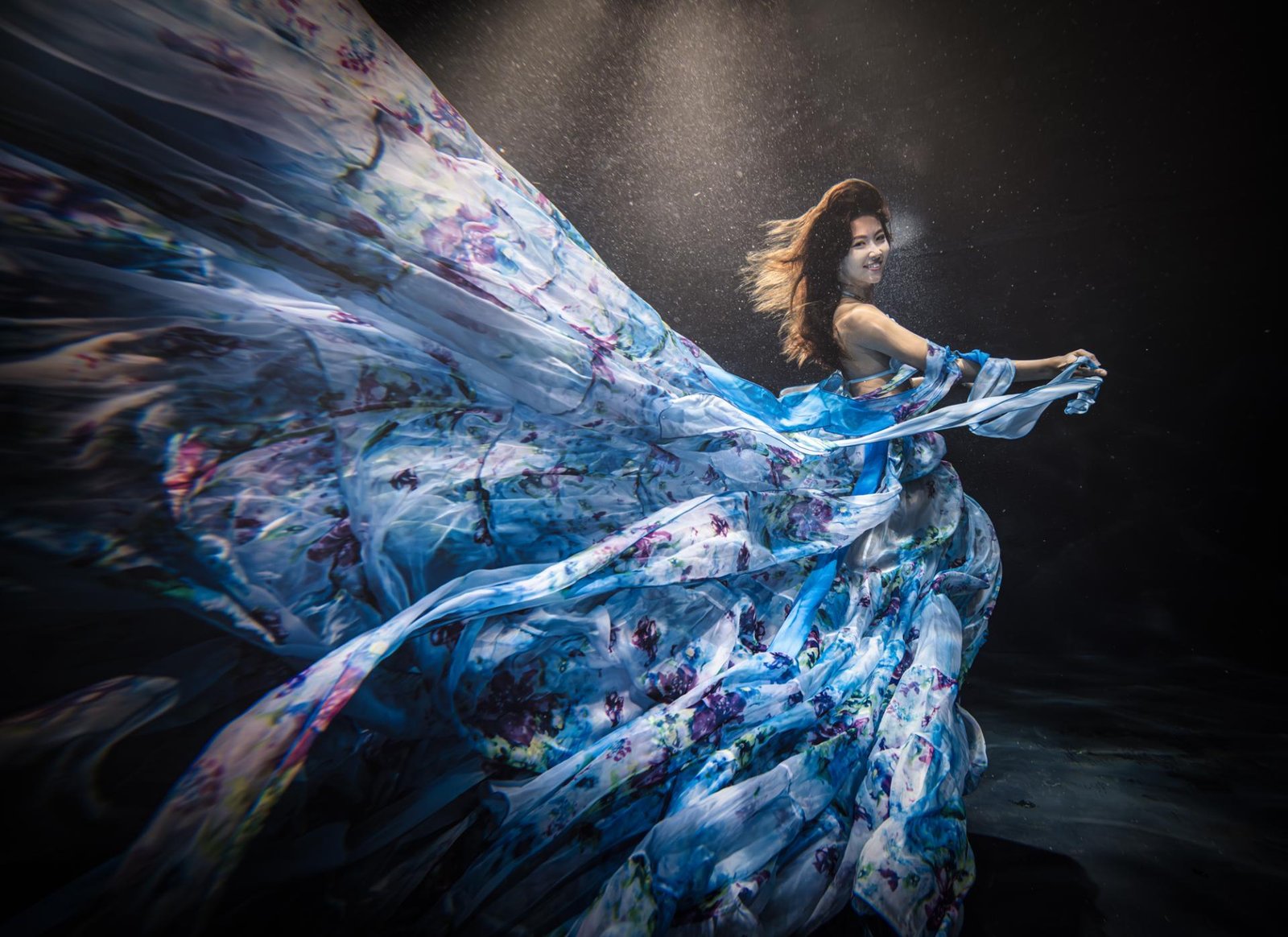 European Photography Awards Winner - Dance underwater