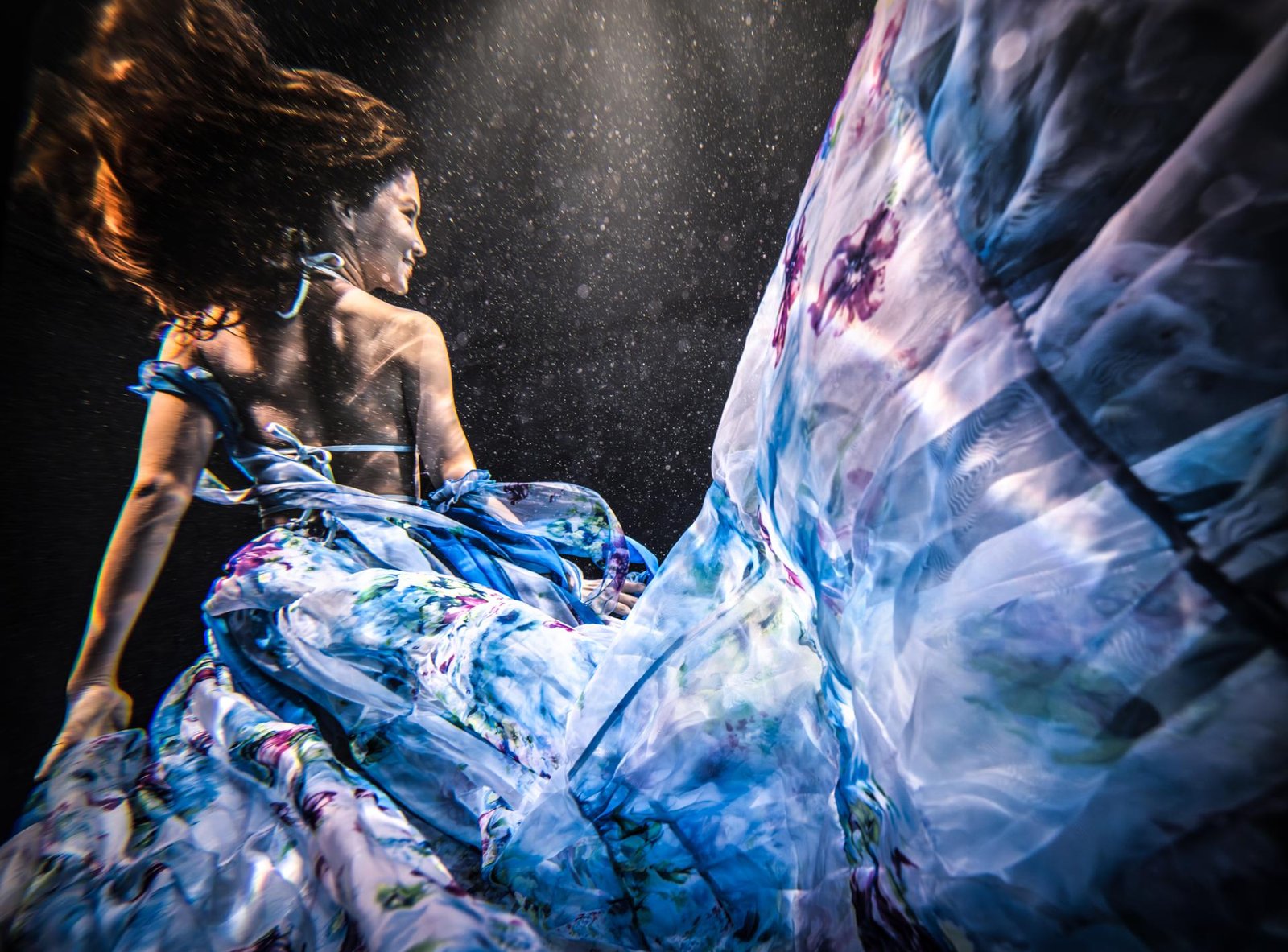 European Photography Awards Winner - Dance underwater