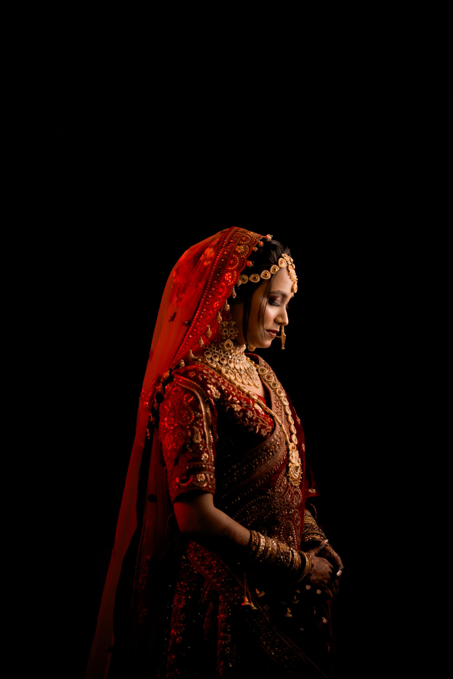 European Photography Awards Winner - The Enchanting Elegance of the South Asian Bride