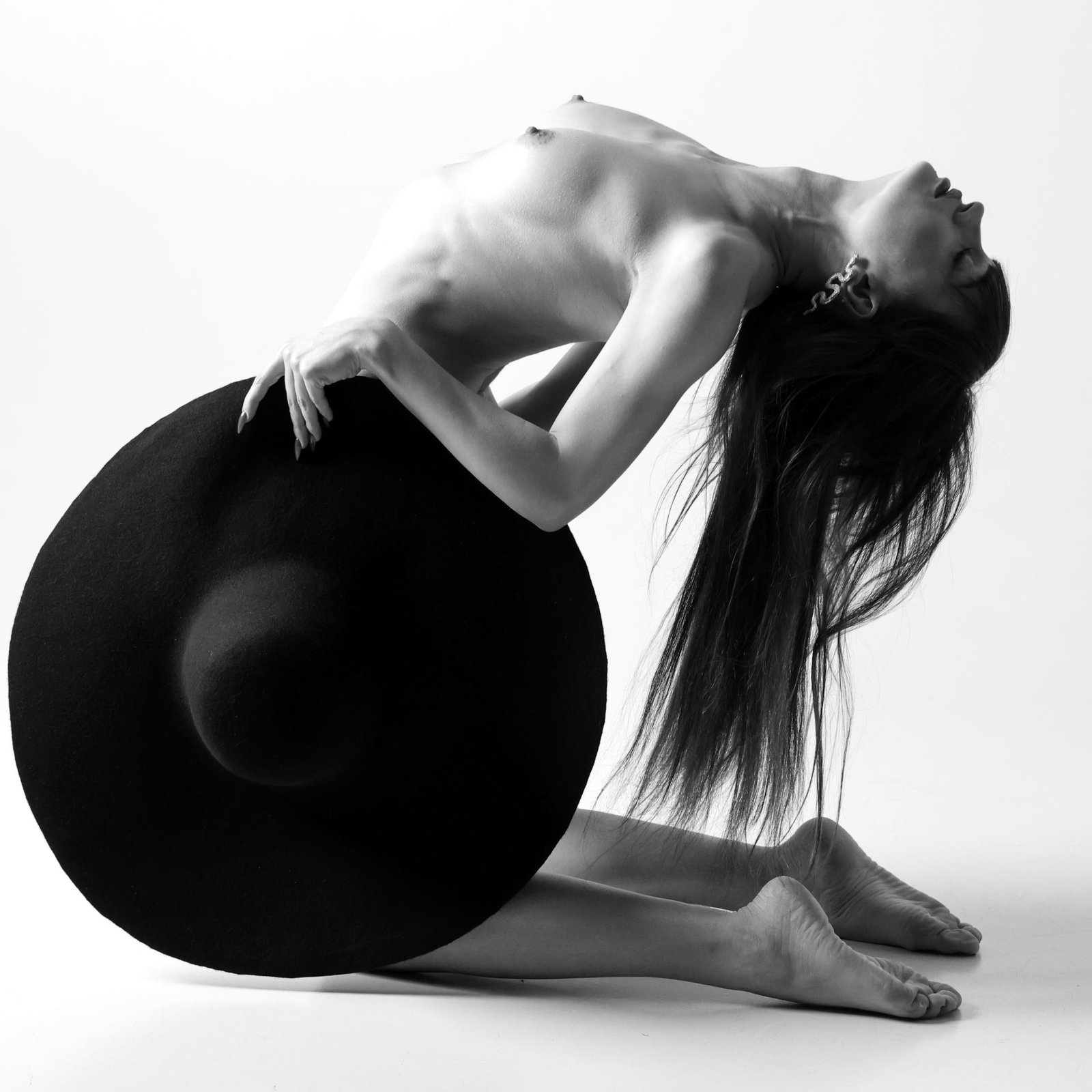 European Photography Awards Winner - Cherchez la femme