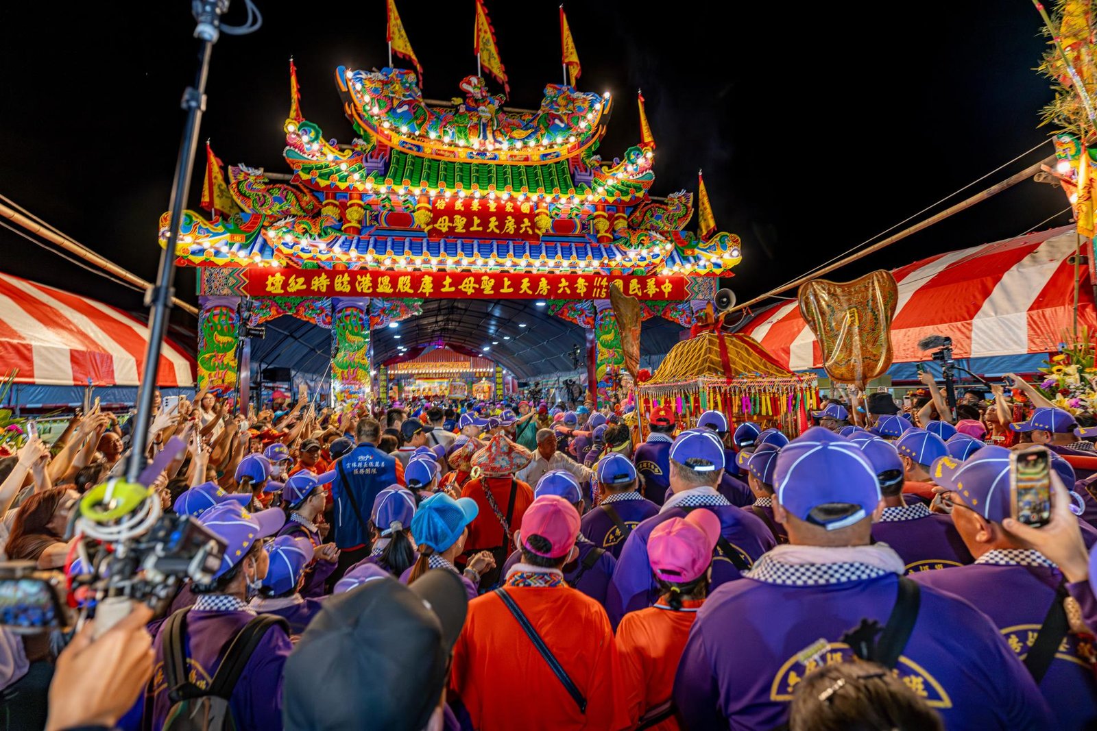 European Photography Awards Winner - LIU FANG MAZU Change Dwelling Place