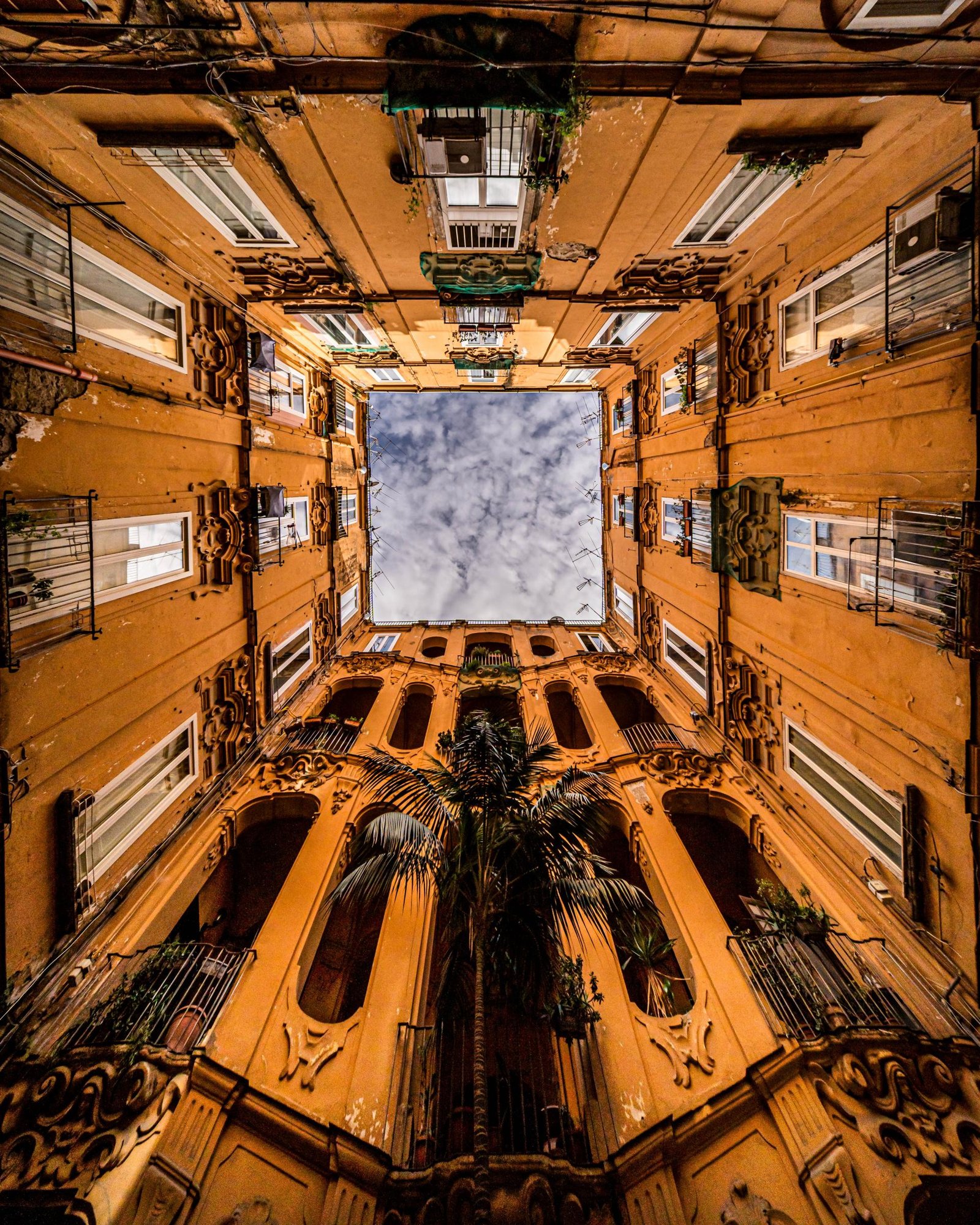 European Photography Awards Winner - Veiled Naples: the geometry of silence