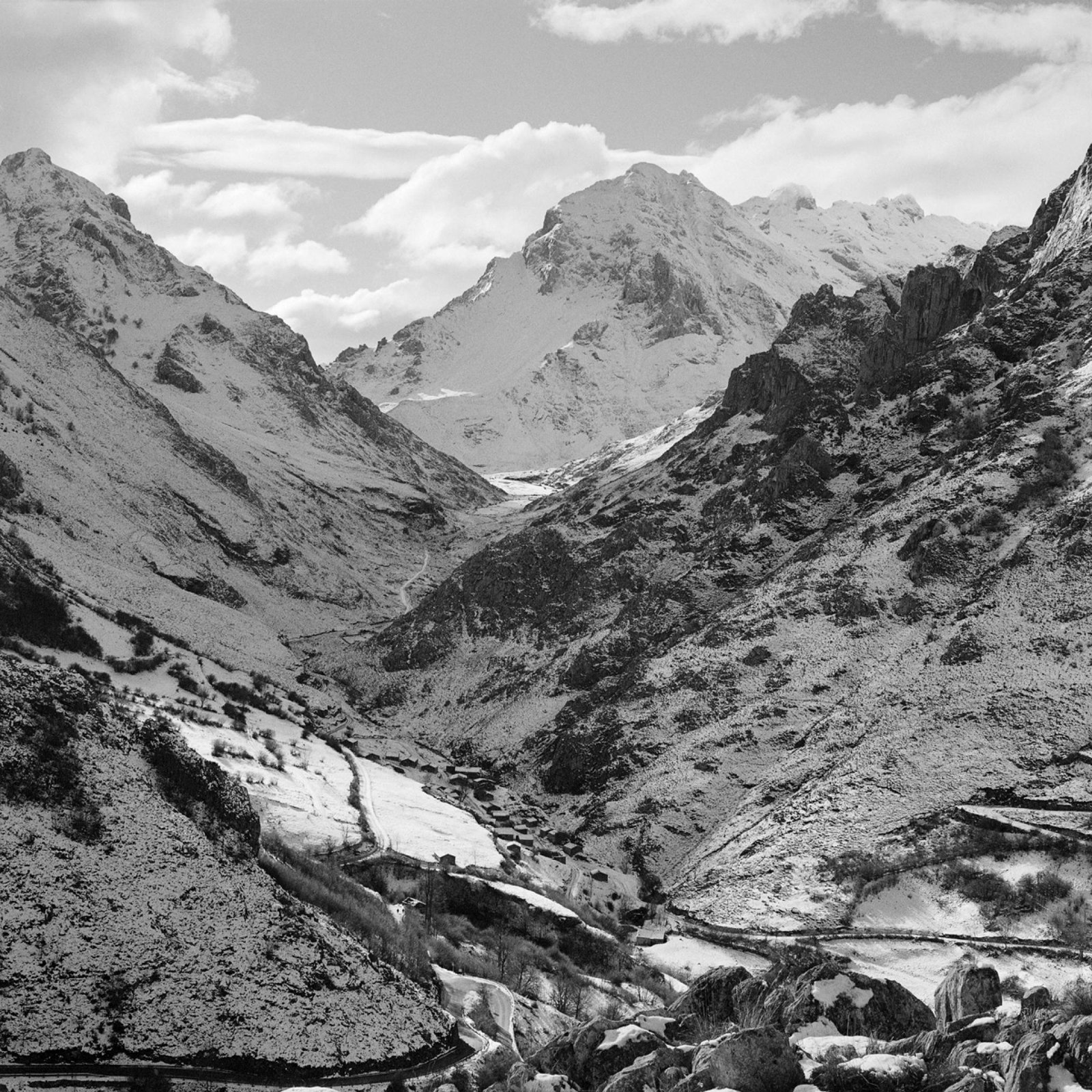European Photography Awards Winner - PRINCIPALITY OF ASTURIAS NATURAL PARKS (NW SPAIN)